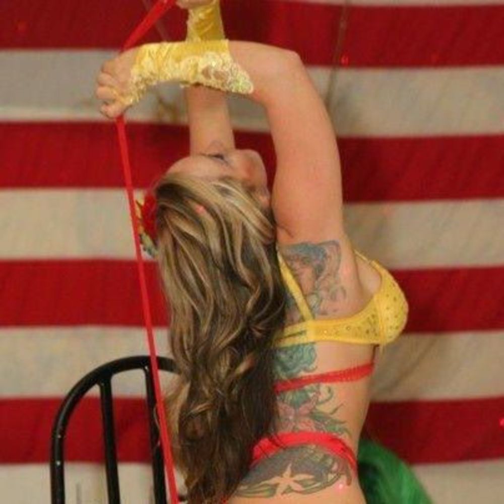 Meet your Posher, Holly